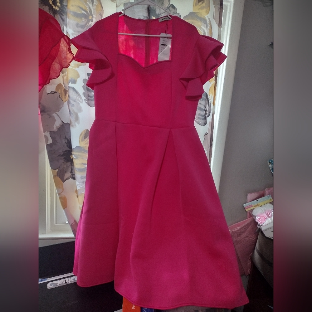 Barbie pink dress